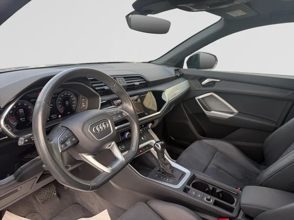 AUDI Q3 Sportback (2023) — foto 4 van 22