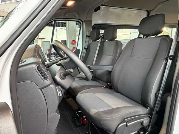 Renault Master (2021) — foto 15 van 16