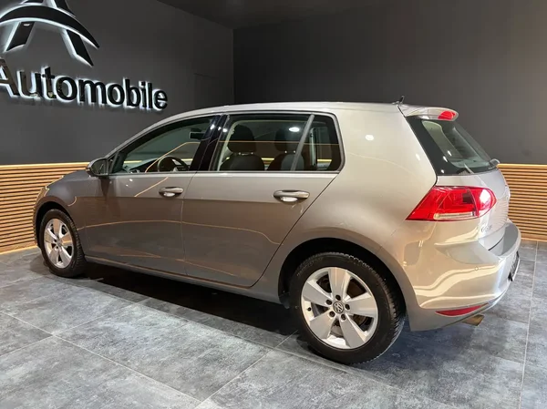 Volkswagen Golf (2013) — foto 13 van 22