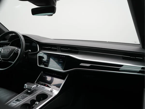 AUDI A6 PHEV (2021) — foto 10 van 31
