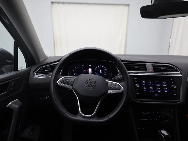 VOLKSWAGEN Tiguan Allspace (2024) — foto 15 van 19