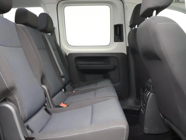 VOLKSWAGEN Caddy CNG (2018) — foto 4 van 19