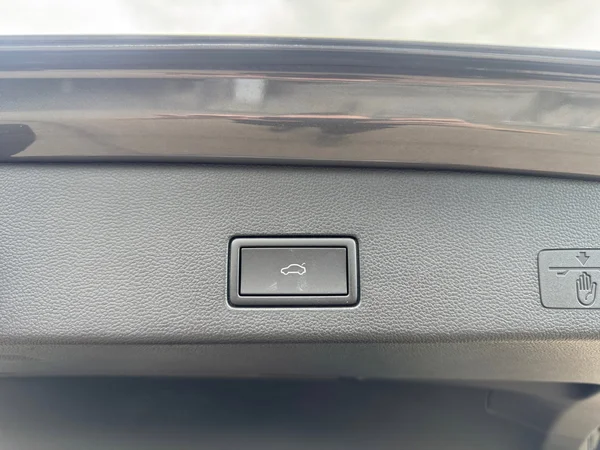 VOLKSWAGEN Golf VIII SW (2025) — foto 20 van 30