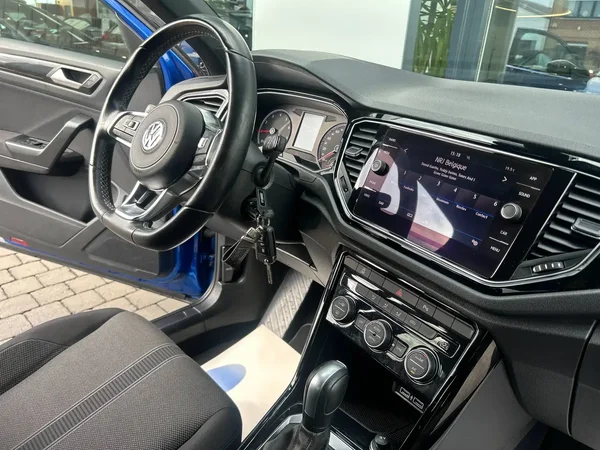 Volkswagen T-Roc (2020) — foto 3 van 24
