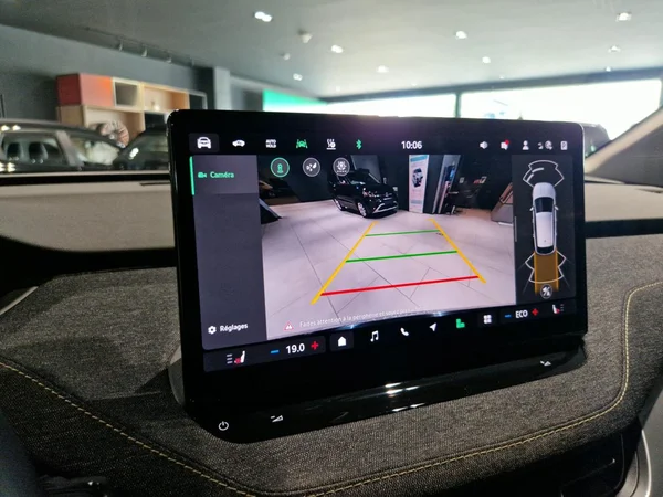 SKODA Elroq (2025) — foto 9 van 27
