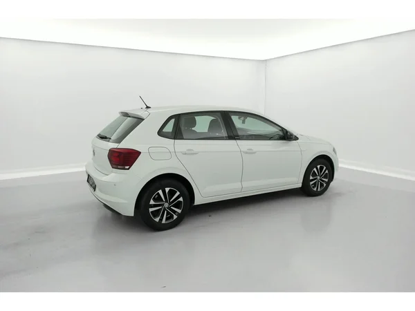 VOLKSWAGEN Polo (2020) — foto 27 van 35