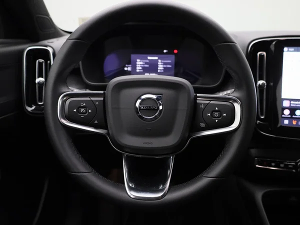 Volvo EX40 (2023) — foto 37 van 39