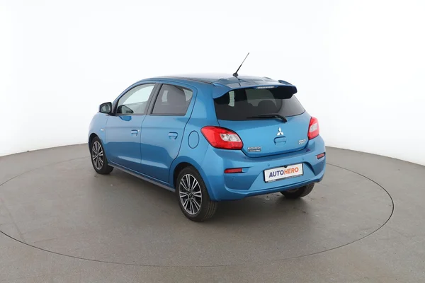 Mitsubishi Space Star (2019) — foto 10 van 16