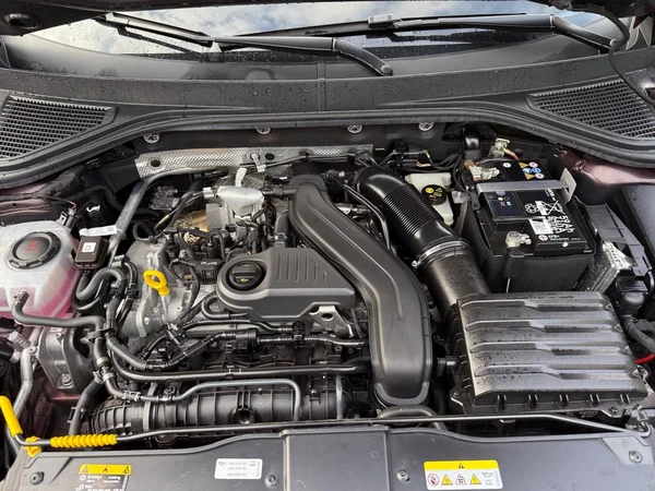 VOLKSWAGEN T-Roc (2024) — foto 15 van 23