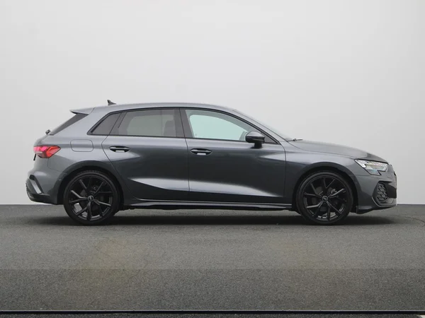 AUDI A3 Sportback (2025) — foto 19 van 21