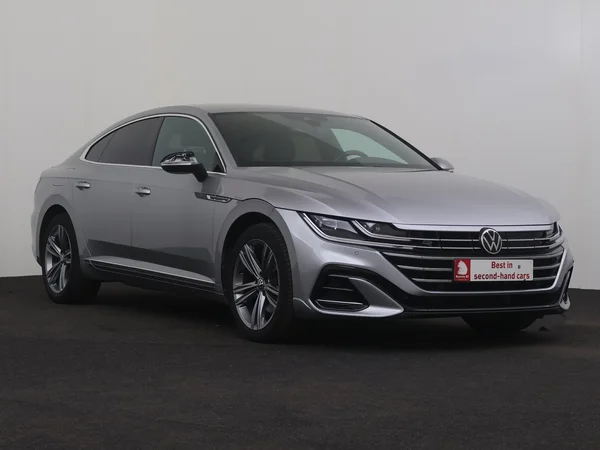 VOLKSWAGEN Arteon (2022) — foto 25 van 30