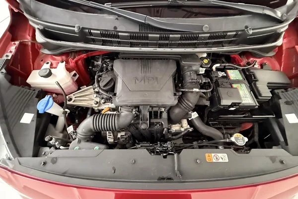 Hyundai i10 (2021) — foto 9 van 35