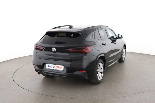 BMW X2 (2020) — foto 12 van 16