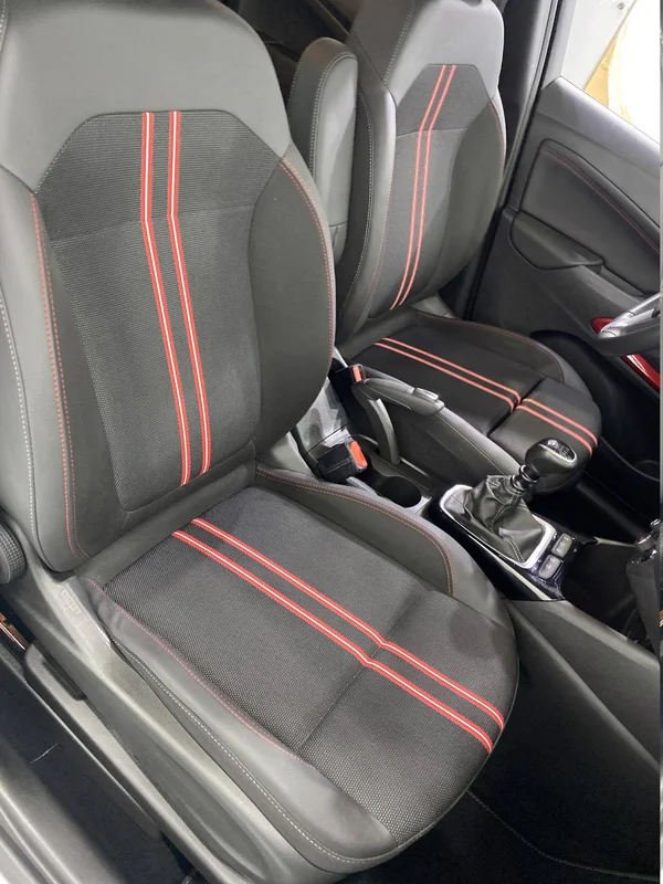 Opel Crossland (2021) — foto 55 van 64