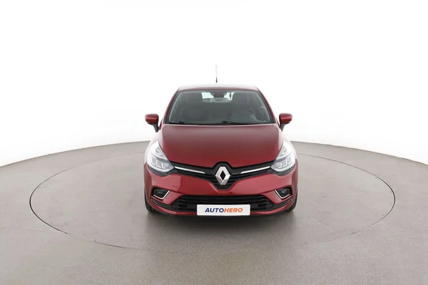 Renault Clio (2017) — foto 15 van 16