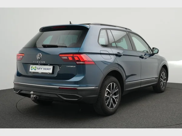 VOLKSWAGEN Tiguan eHybrid (PHEV) (2024) — foto 12 van 30