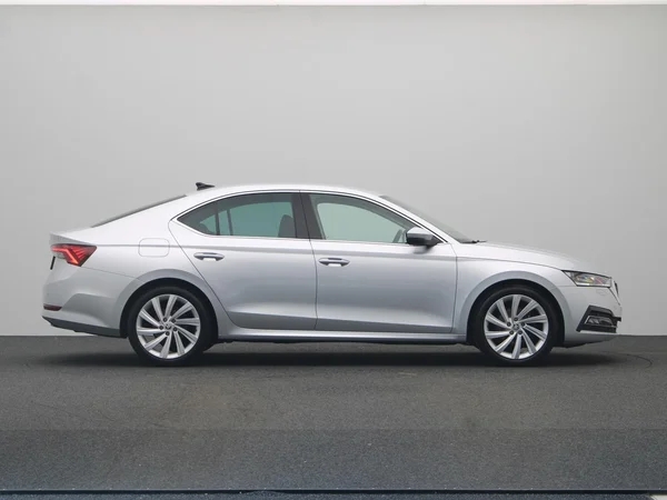 SKODA Octavia (2021) — foto 20 van 22