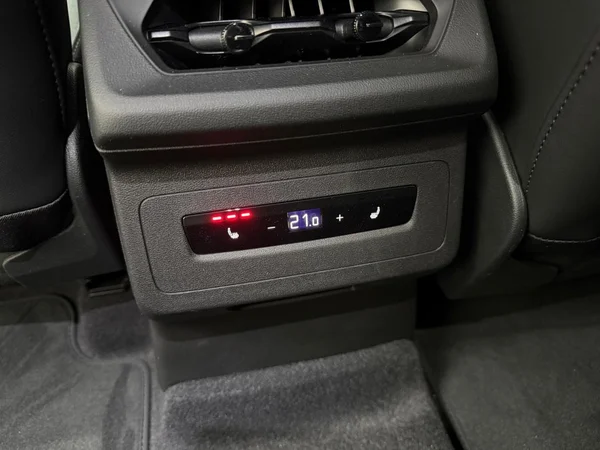AUDI Q6 Sportback e-tron (2026) — foto 19 van 19