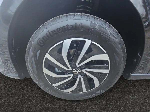VOLKSWAGEN Polo (2026) — foto 23 van 24
