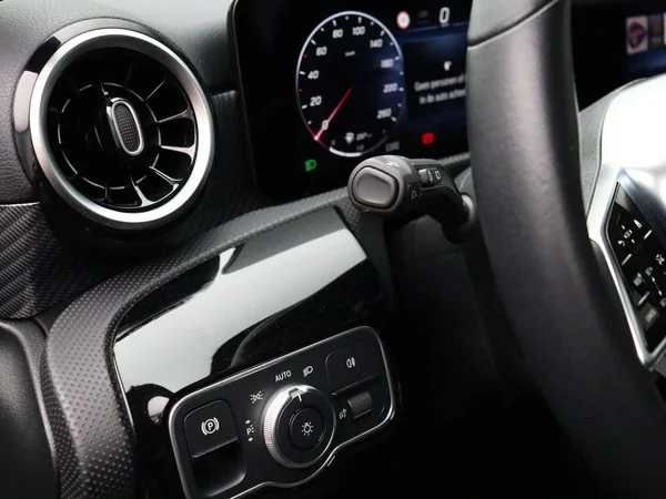 Mercedes-Benz A-Klasse (2025) — foto 4 van 25