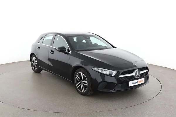 Mercedes-Benz A-Klasse (2022) — foto 14 van 16