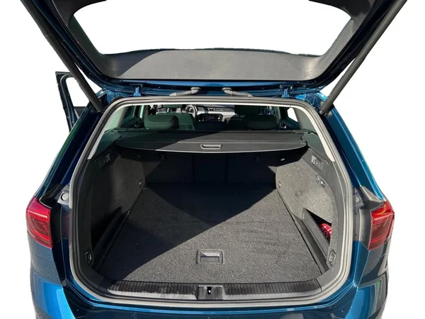 VOLKSWAGEN Passat Variant Dsl (2021) — foto 14 van 21
