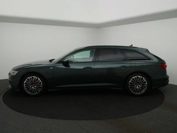 AUDI A6 SW PHEV (2020) — foto 2 van 32