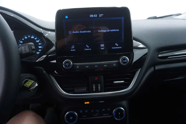 Ford Fiesta (2023) — foto 8 van 30