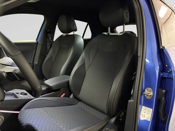 VOLKSWAGEN T-Roc (2025) — foto 13 van 14
