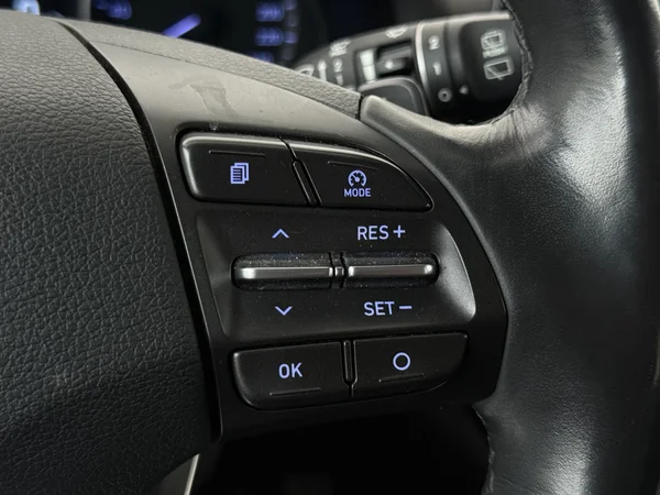 HYUNDAI i30 (2019) — foto 9 van 30