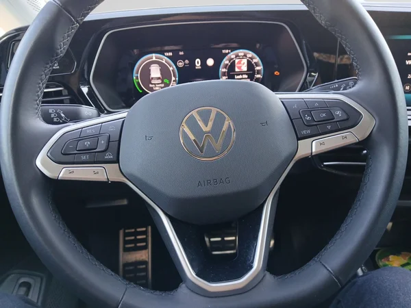 VOLKSWAGEN Caddy Maxi eHybrid (2025) — foto 15 van 16