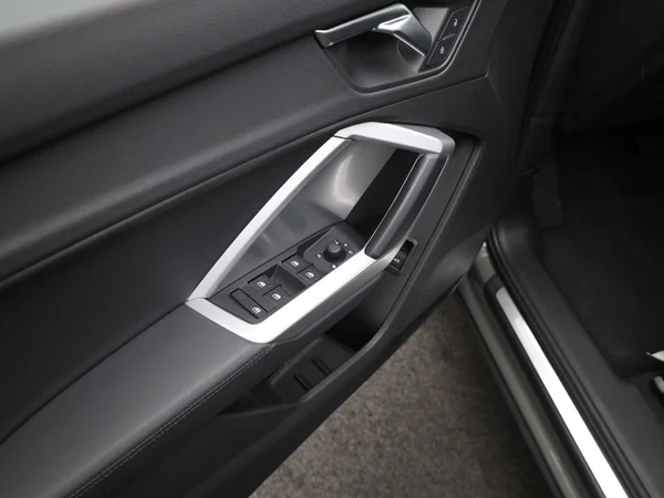 AUDI Q3 (2020) — foto 4 van 19