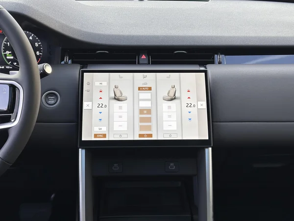 Land Rover Discovery Sport (2026) — foto 11 van 32