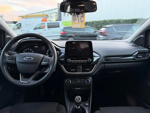 Ford Puma (2023) — foto 3 van 17