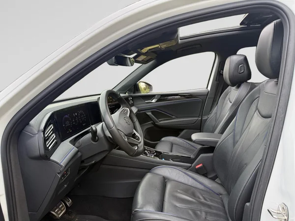 VOLKSWAGEN Tiguan eHybrid (PHEV) (2025) — foto 24 van 24