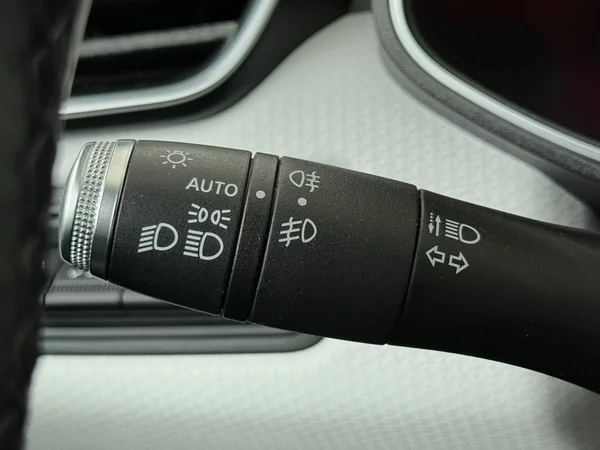 RENAULT Clio (2021) — foto 15 van 26
