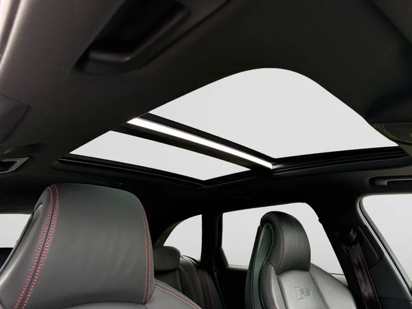 AUDI RS4 Avant (2021) — foto 10 van 30