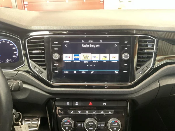 VOLKSWAGEN T-Roc R (2021) — foto 5 van 22