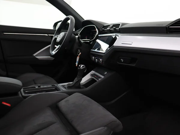 AUDI Q3 (2024) — foto 12 van 18