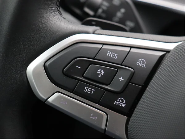 VOLKSWAGEN Tayron (2025) — foto 12 van 15