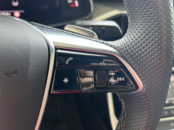 AUDI A6 Dsl (2023) — foto 30 van 39