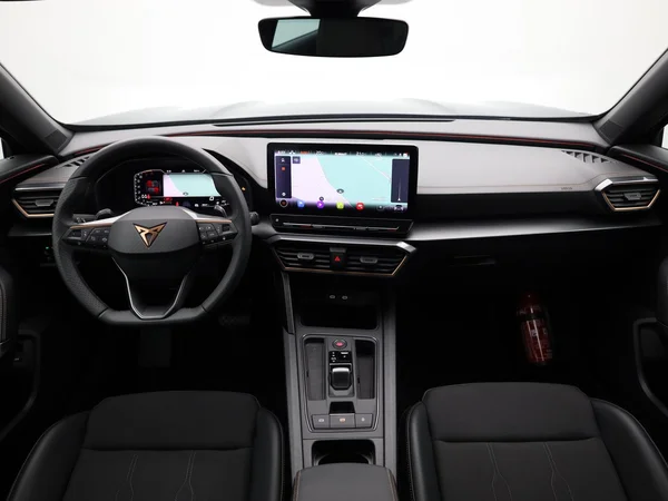 CUPRA Formentor (2024) — foto 15 van 22