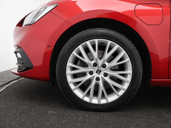 SEAT Leon e-Hybrid (PHEV) (2020) — foto 16 van 23