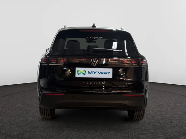 VOLKSWAGEN Tiguan (2025) — foto 15 van 20