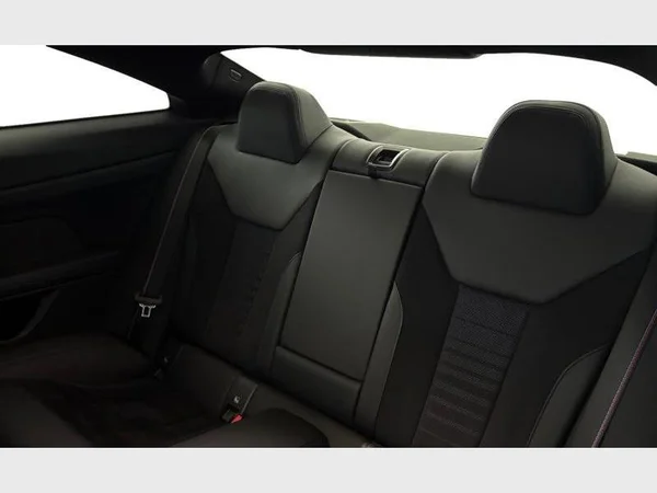 BMW 4 Coupé (2022) — foto 14 van 24