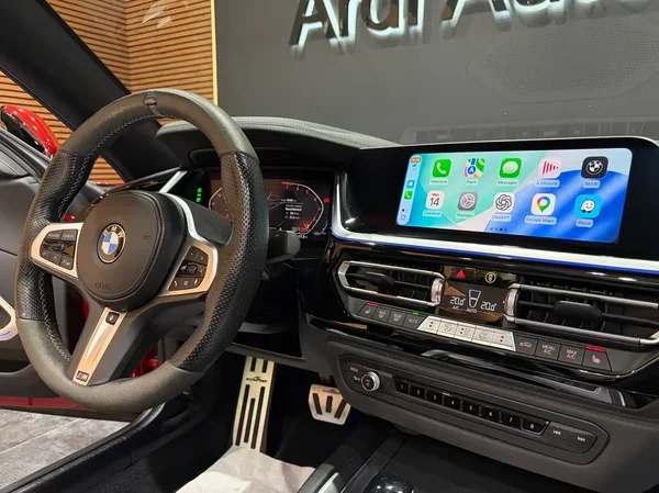 Bmw Z4 (2023) — foto 18 van 38