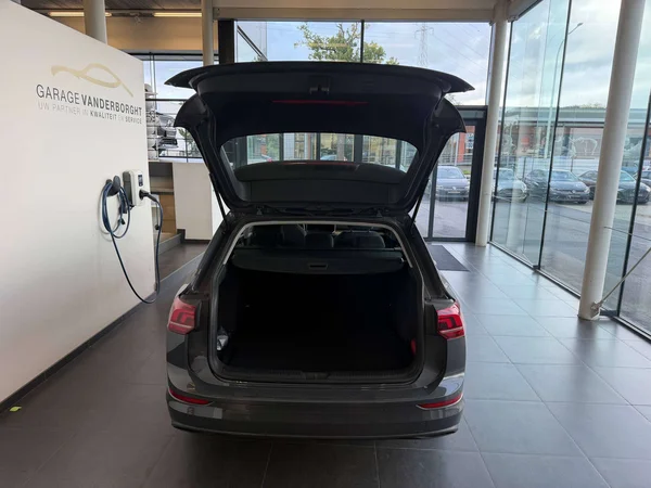 Volkswagen Golf (2025) — foto 20 van 23