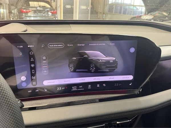 AUDI Q6 e-tron (2026) — foto 4 van 14