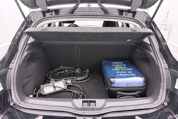 Renault Megane Berline Phase II E-TECH (PHEV) (2022) — foto 3 van 32