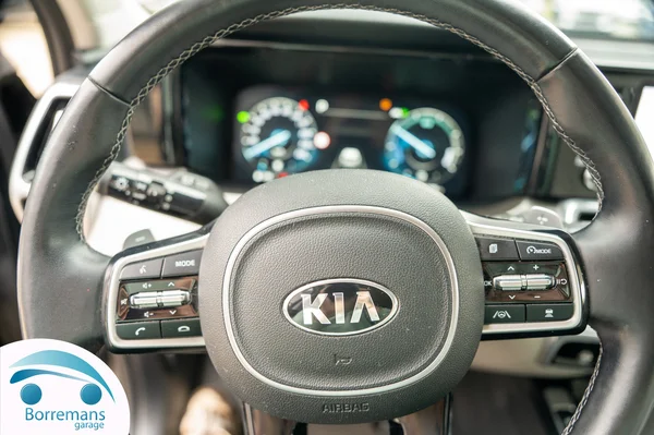 Kia Sorento (2021) — foto 101 van 131